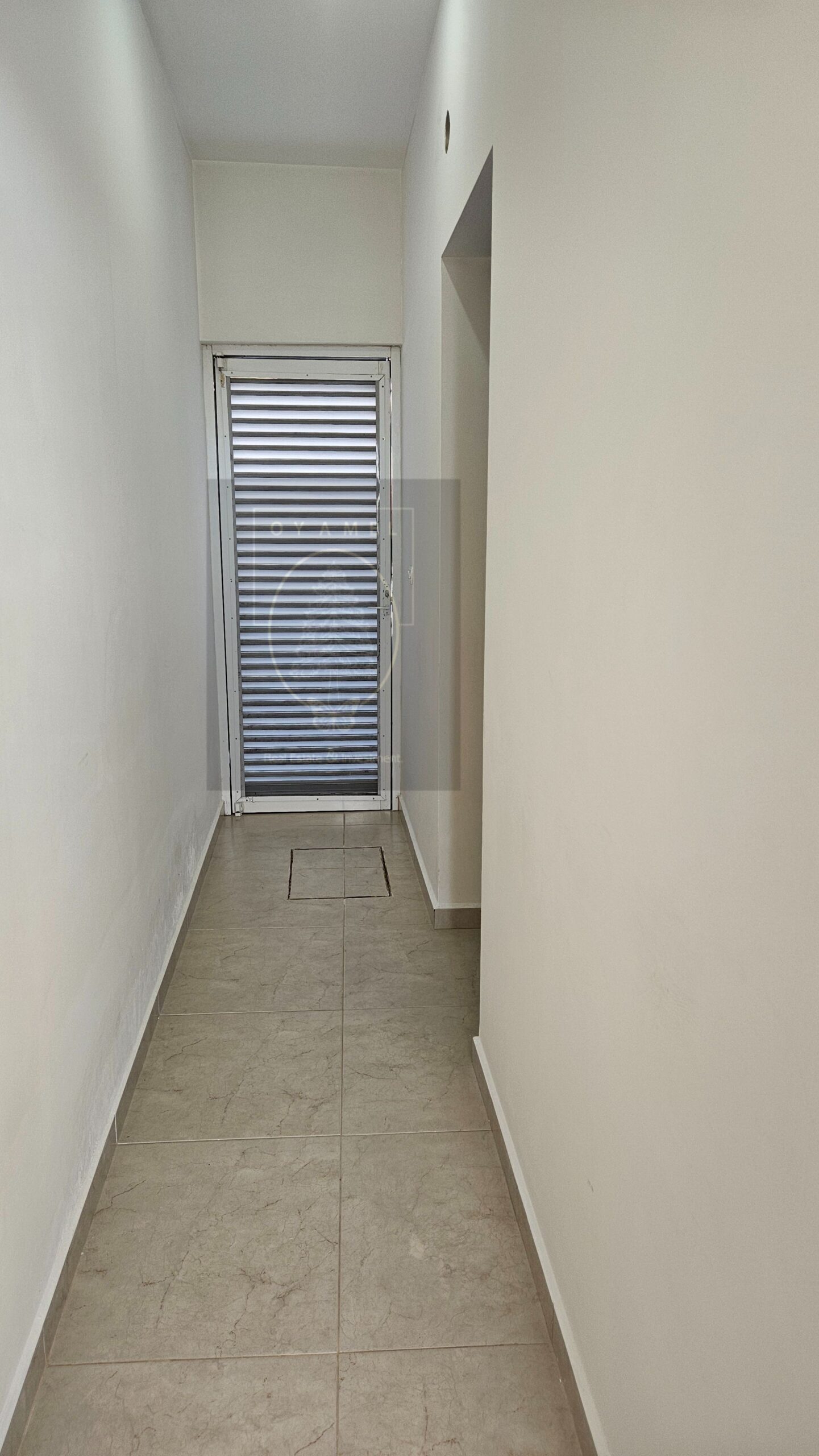 Pasillo de servicio